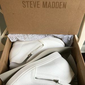 Steve Madden Click Wedge Sneaker